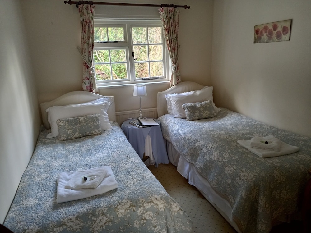 Superior Double Room, Private Bathroom - Photo 3
