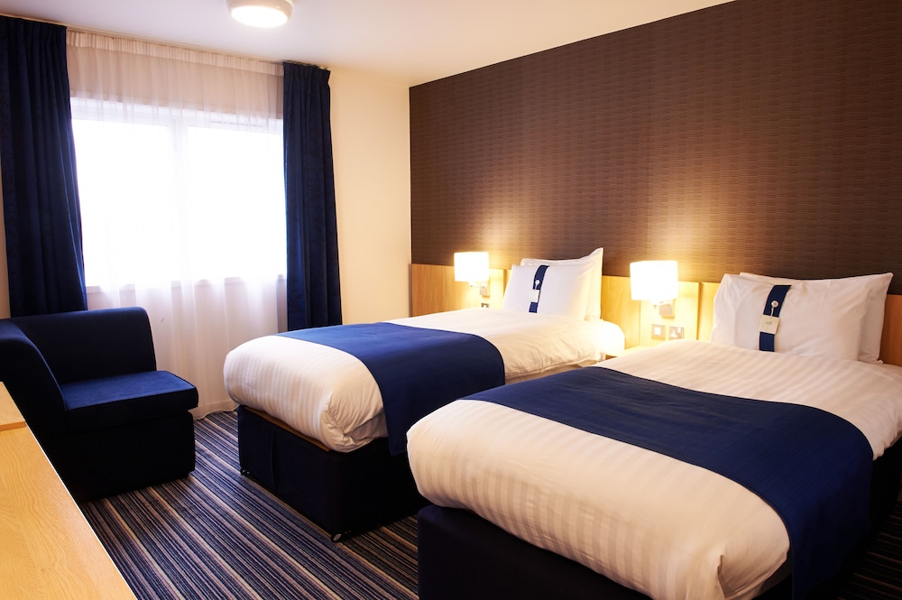 Standard Room, 2 Twin Beds photo 3