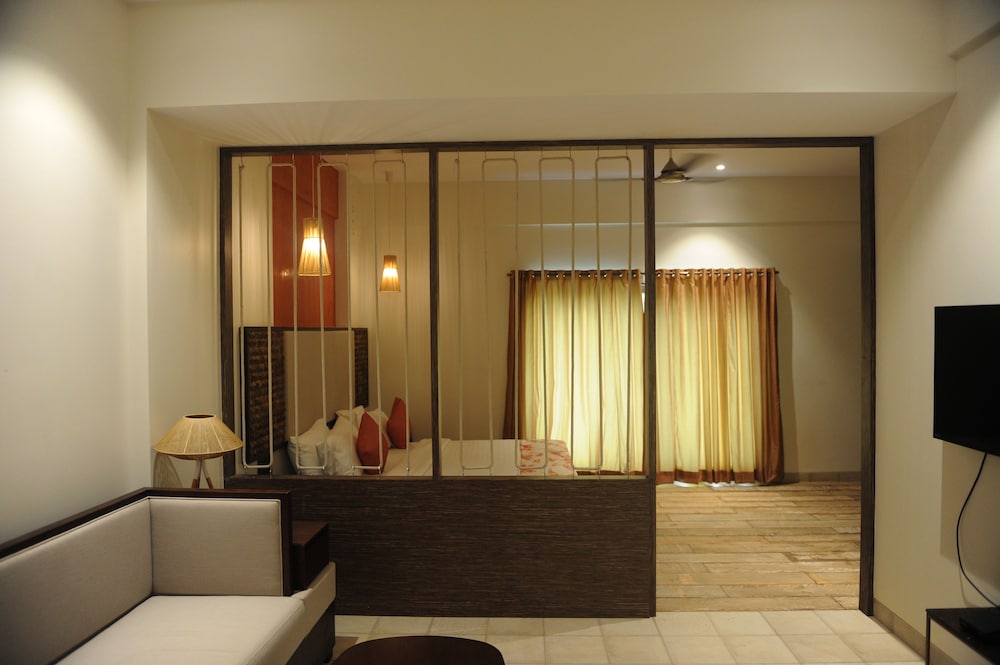 Summer Suite - Photo 3