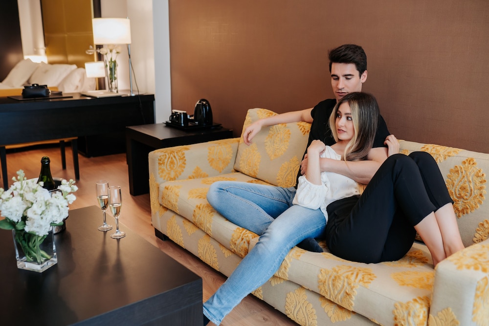 Family Room - Photo 9