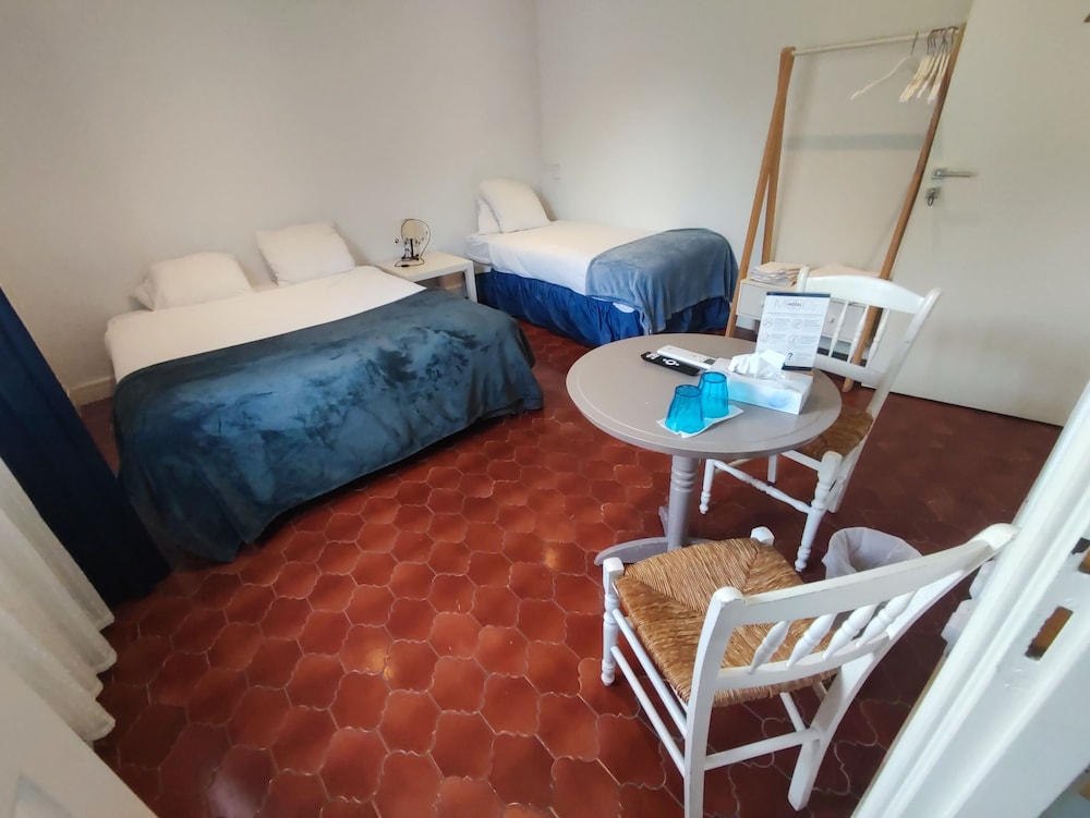 Superior Triple Room - Photo 4