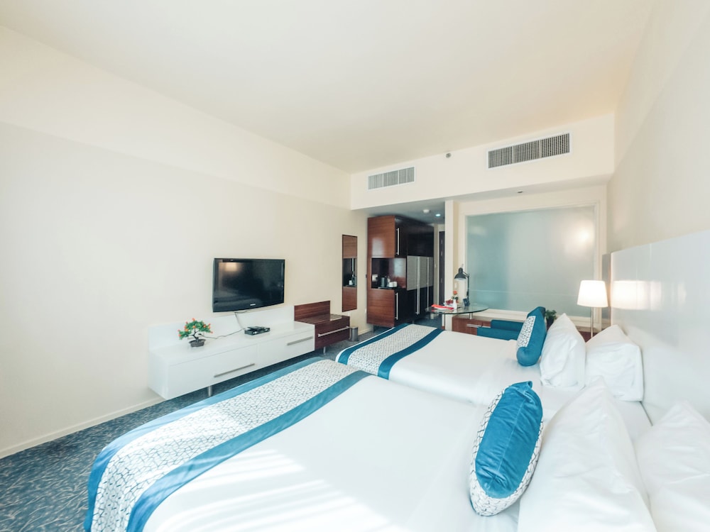 Deluxe Twin Room, 2 Twin Beds photo 3