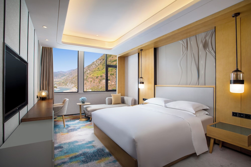 Deluxe Suite, 1 Bedroom photo 2