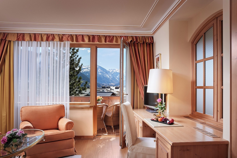 Suite, Balcony, Mountain View (50m²) photo 1