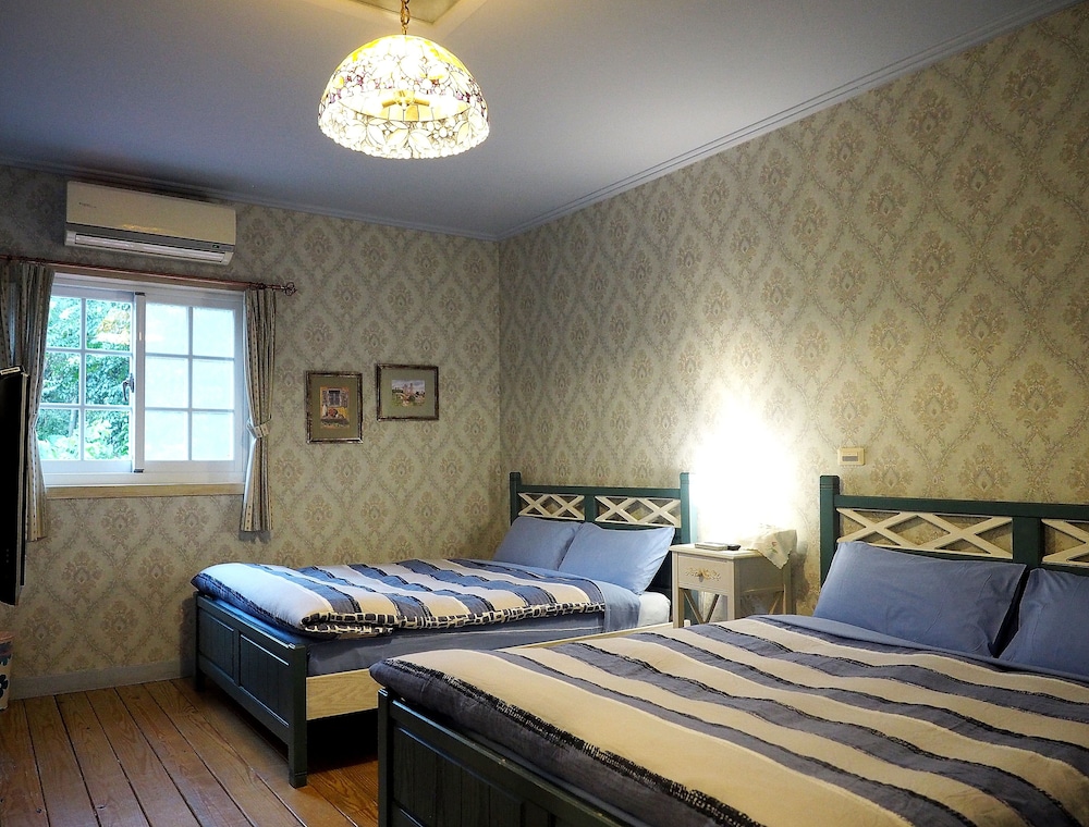 Basic Quadruple Room photo 1