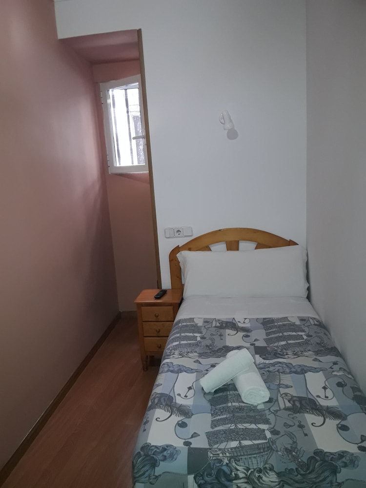 Economy Single Room photo 3