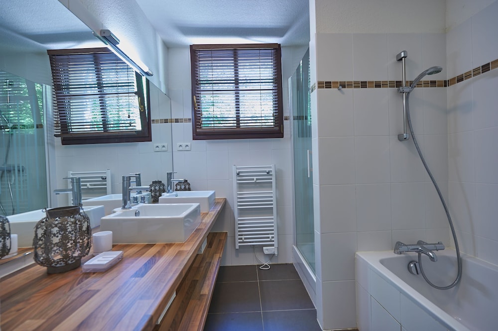 Exclusive Townhome photo 3