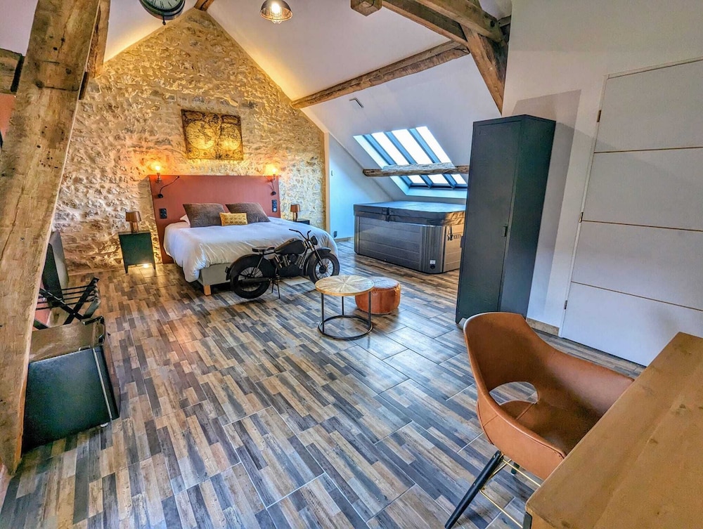 Executive Room, Hot Tub photo 2