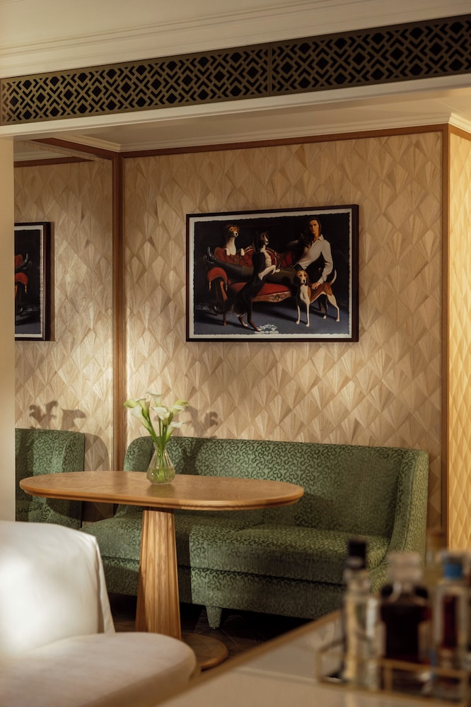 Executive Room (King) photo 2
