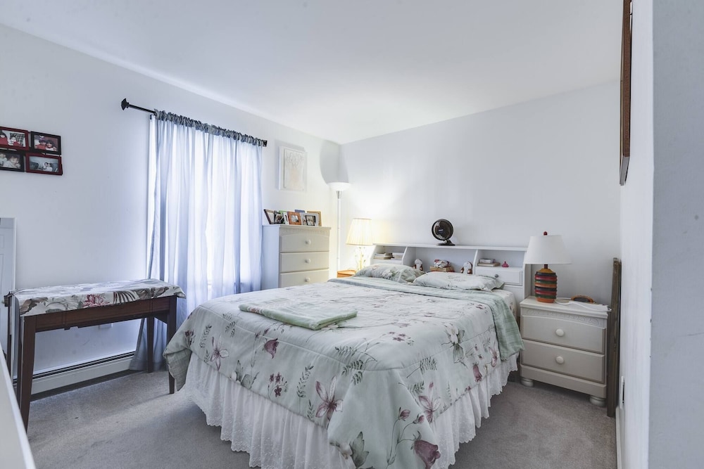 Apartment, 4 Bedrooms, Balcony photo 3