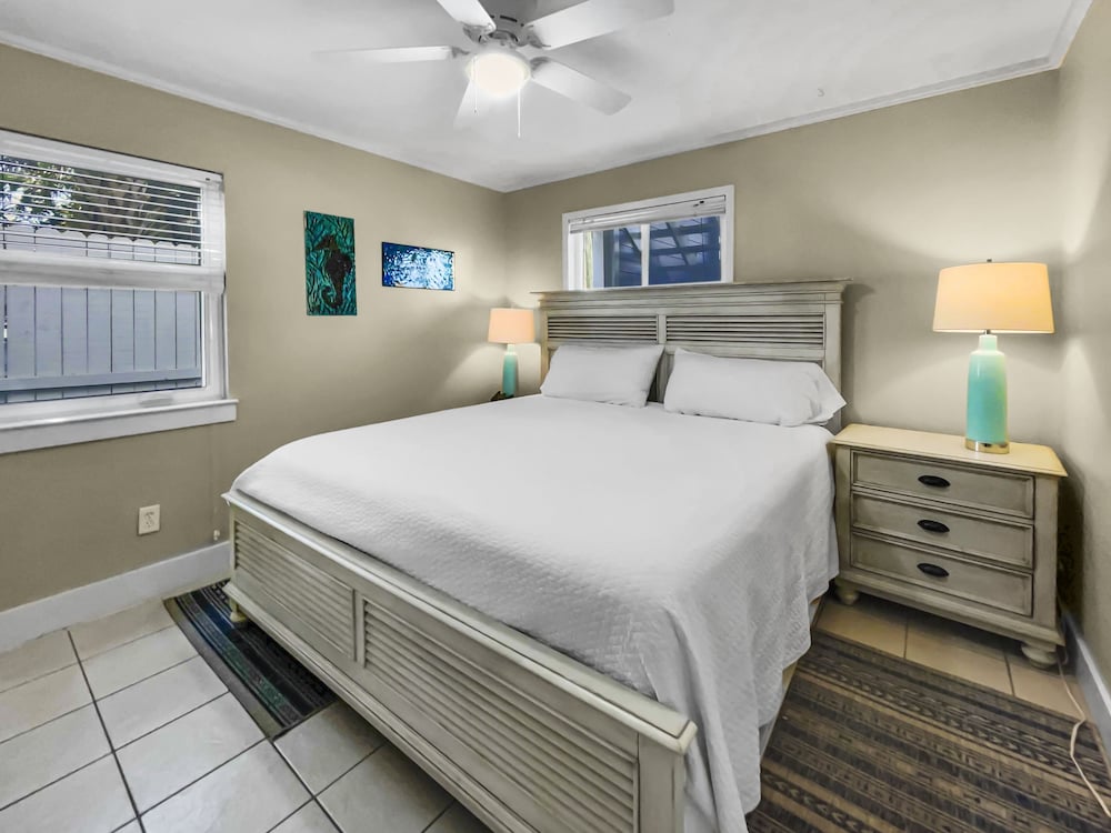 Condo, 1 Bedroom