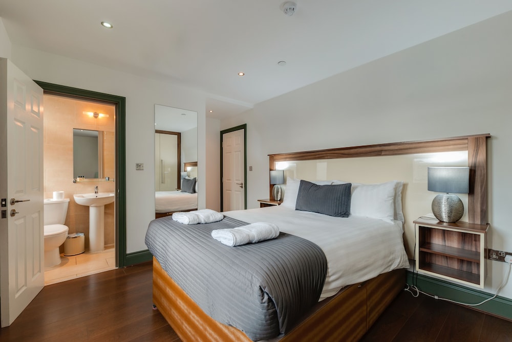 Standard Double Room, Ensuite photo 2