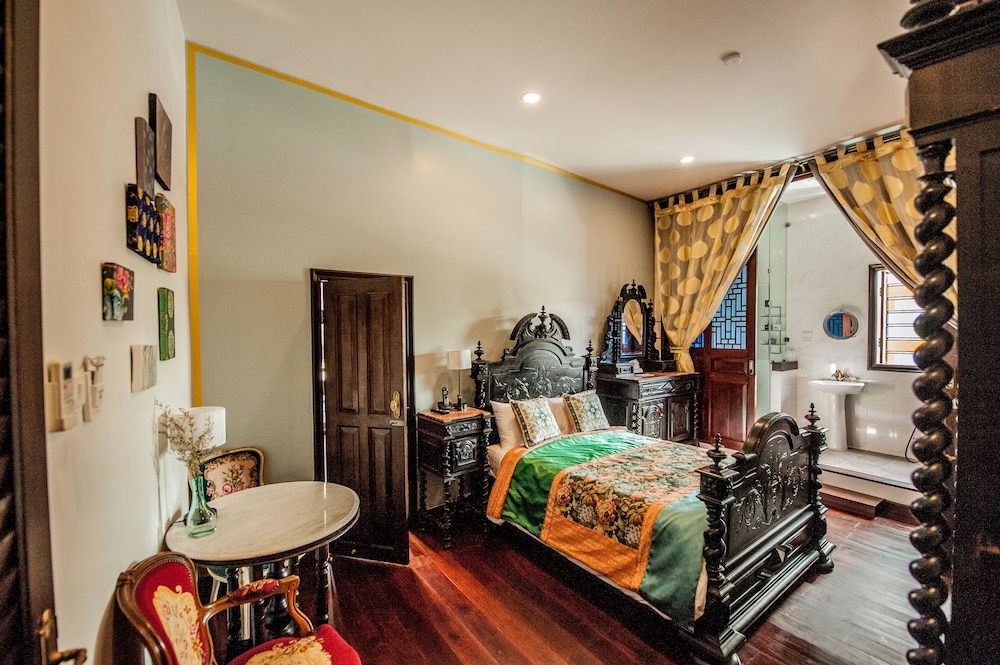 Deluxe Room 1-5 / 11-16