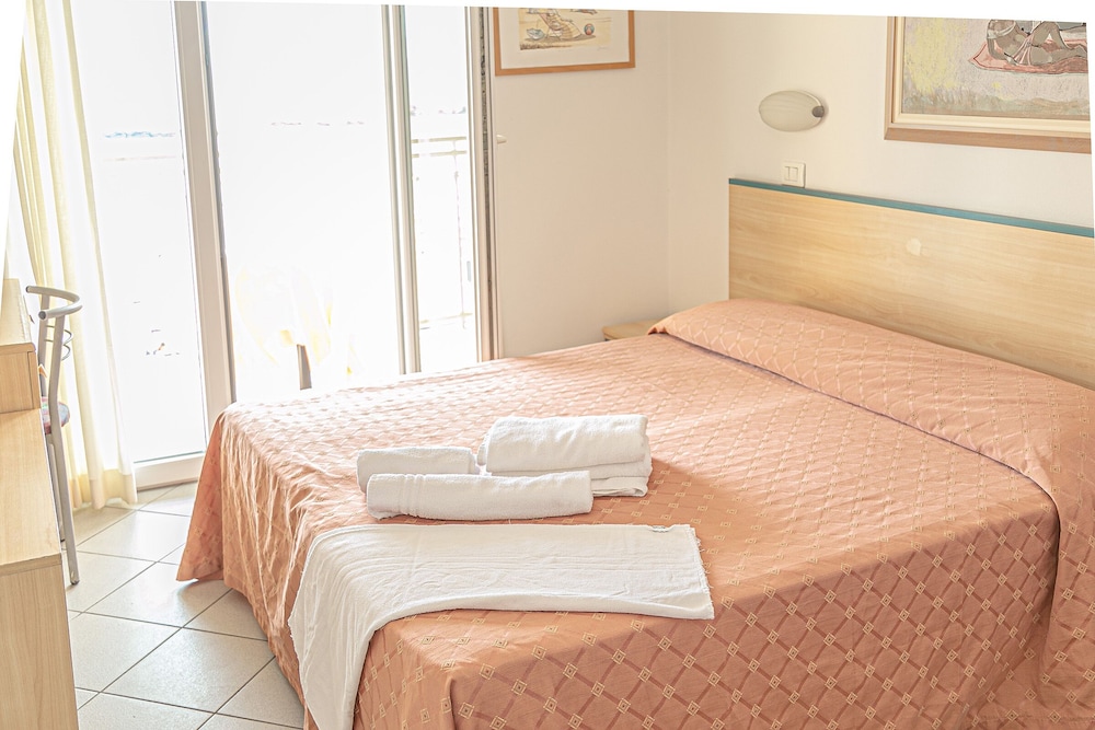 Room, Sea Facing