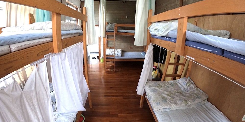 Shared Dormitory, Women only, Shared Bathroom photo 3