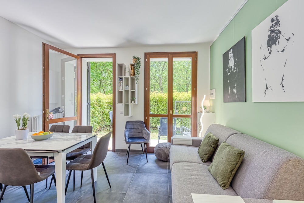 Standard Apartment, 1 Bedroom, Beachside (Porto Letizia Napoli 1)
