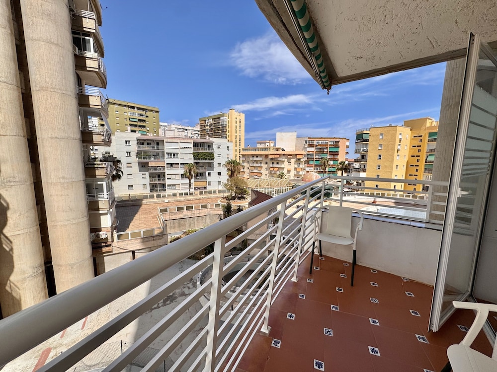 Apartment, Smoking