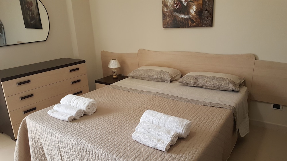 Apartment, 1 Bedroom, 2 Bathrooms
