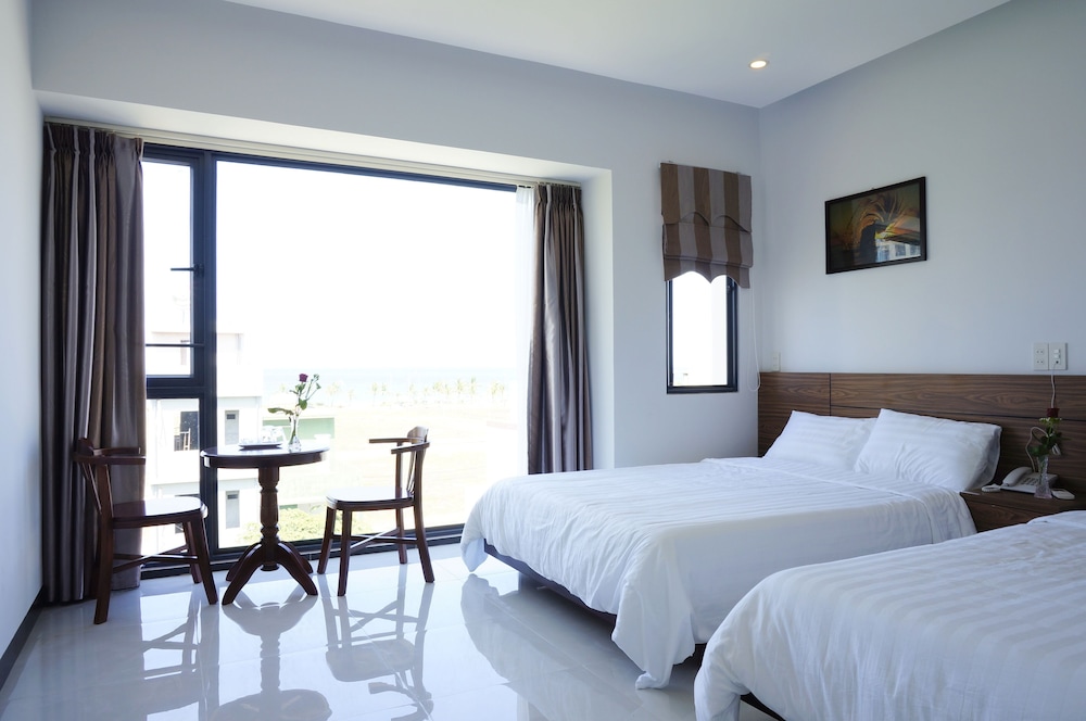 Family Twin Room
