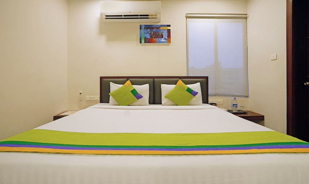 Economy Double Room photo 2