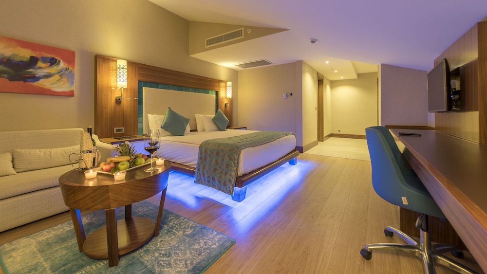 Junior Suite Land View photo 2