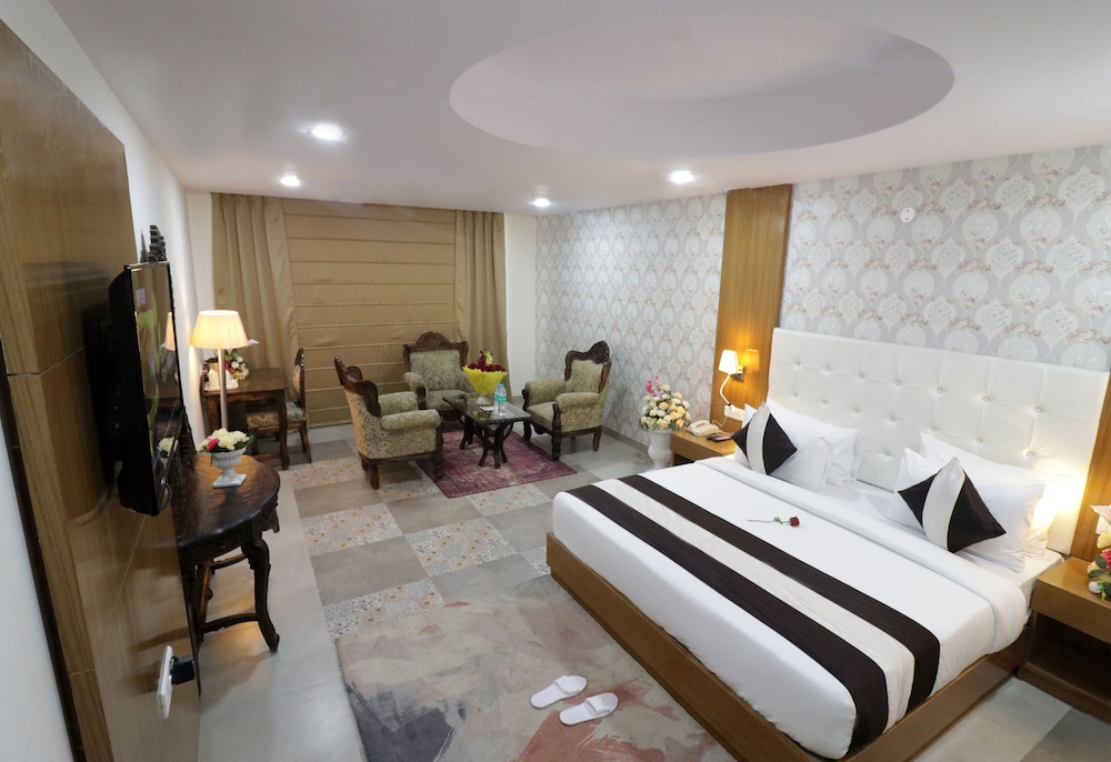 Luxury Room - Photo 1
