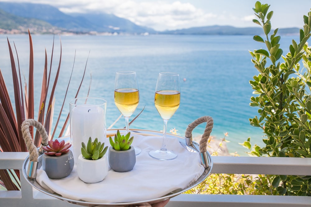 King Double Room, Balcony, Sea View