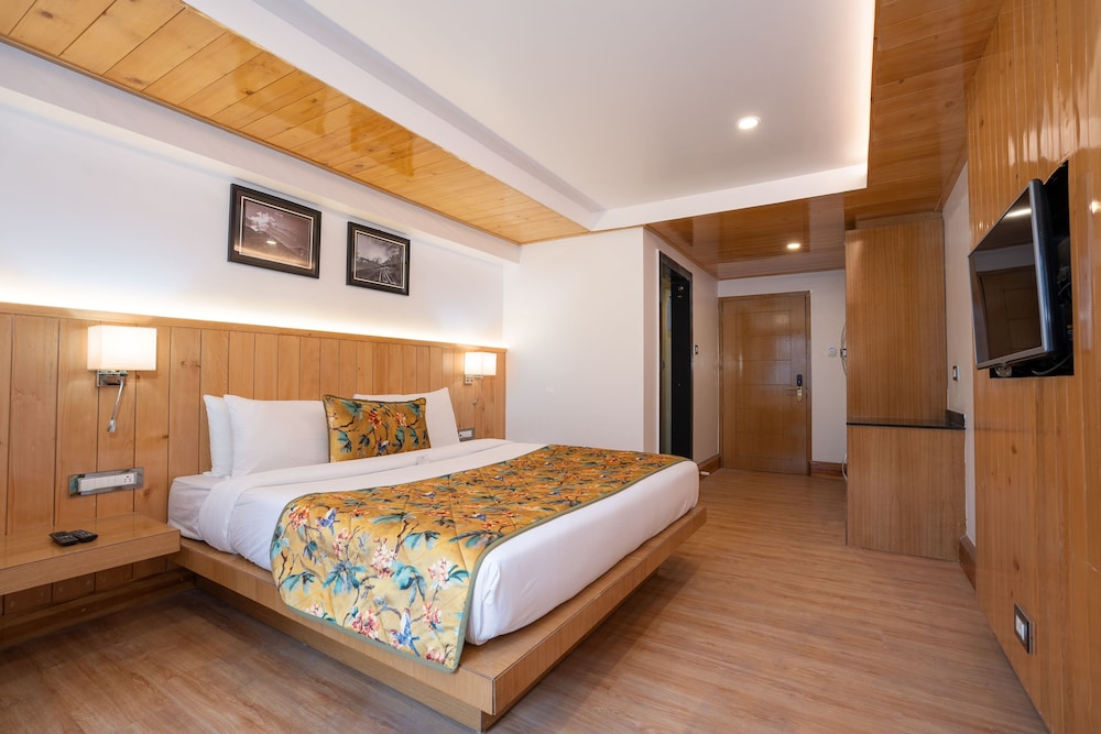 Deluxe Room - Photo 1