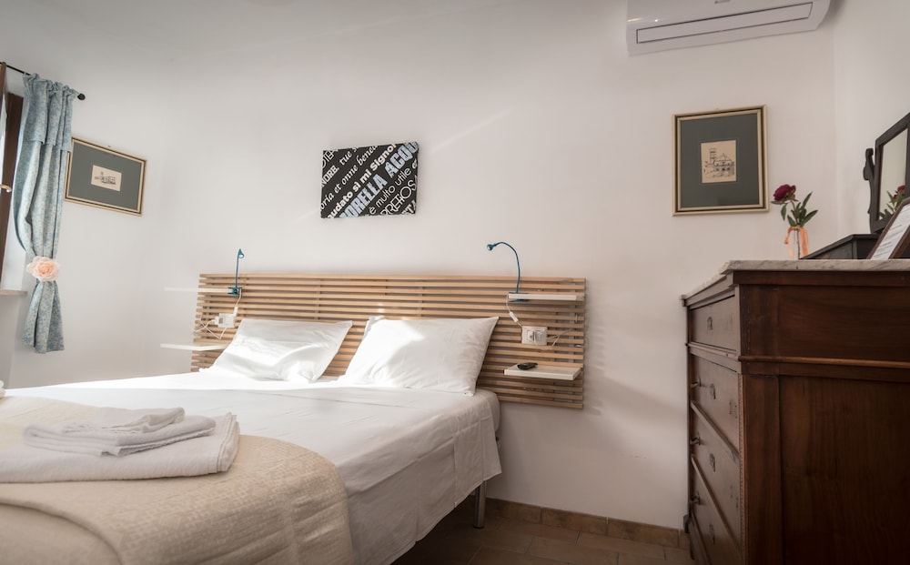 Premium Twin Room, 1 Double Bed, Private Bathroom, Valley View (Camera Luna 5)