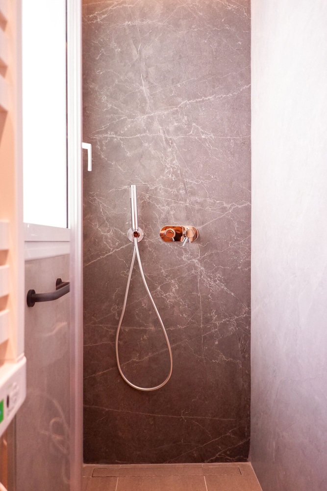 Penthouse, 2 Bedrooms - Photo 13