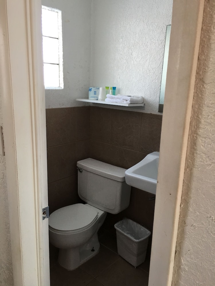 Circle S Lodge, Photo 6