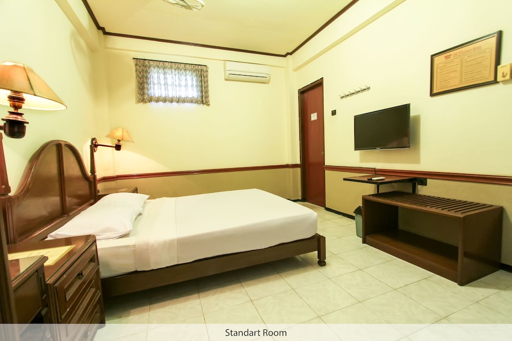 Standard Room - Photo 11