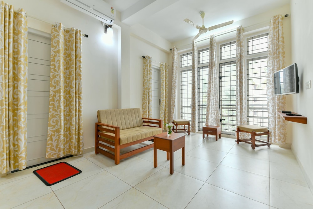 Double or Twin Room photo 3