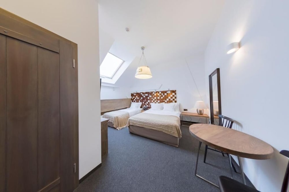 Standard Triple Room (Stable) photo 1