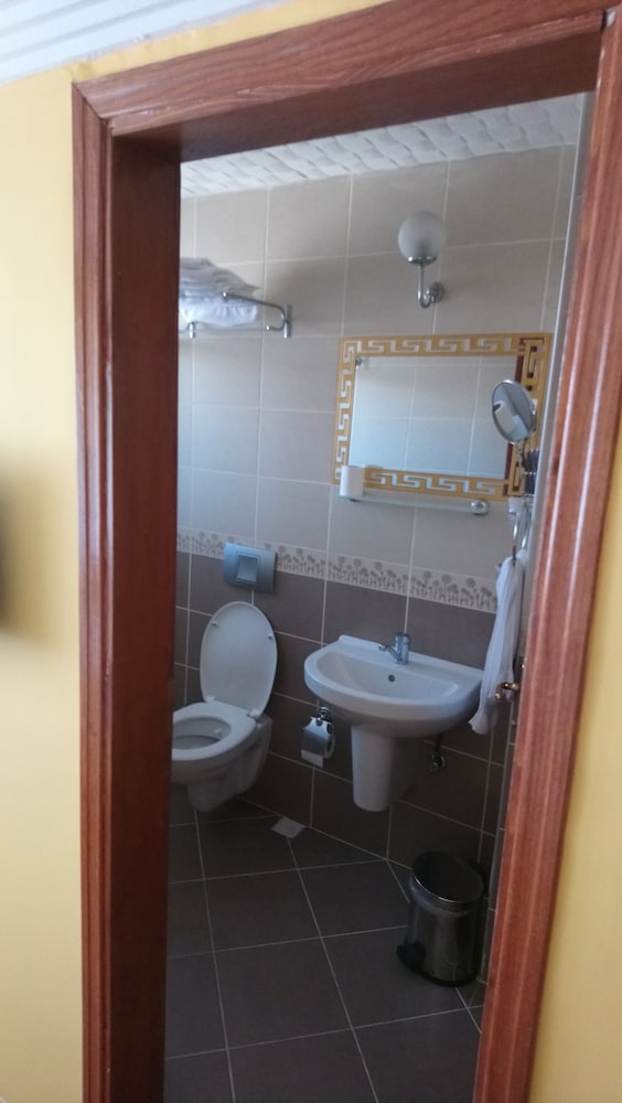 Triple Room With Balcony (On the 4th Floor, No Elevator) photo 3