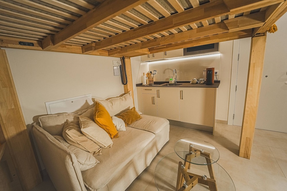 Luxury Suite photo 2