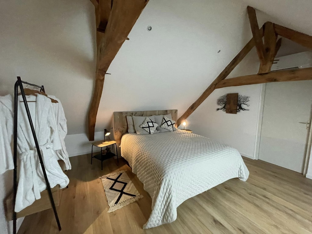 Comfort Room photo 1