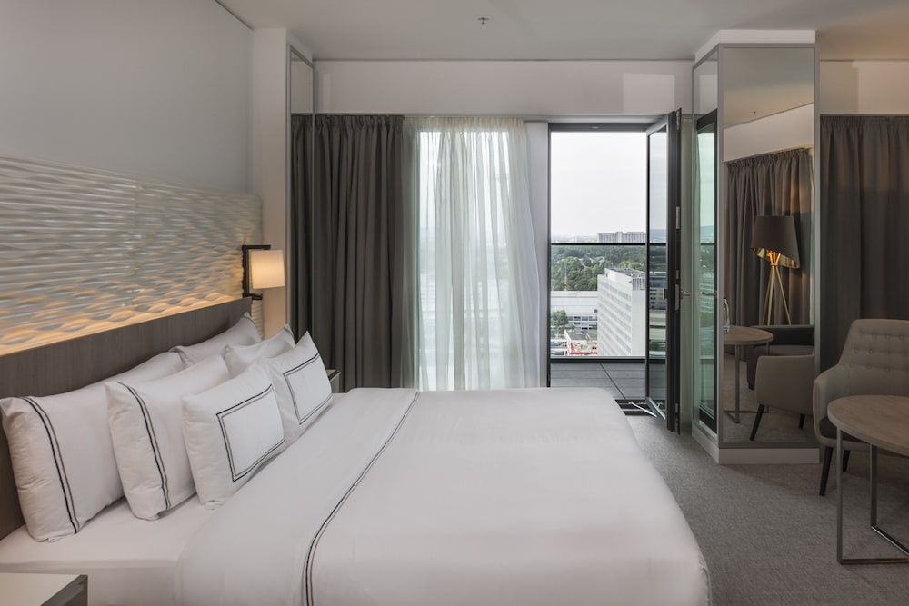 The Level Junior Suite (2+1)