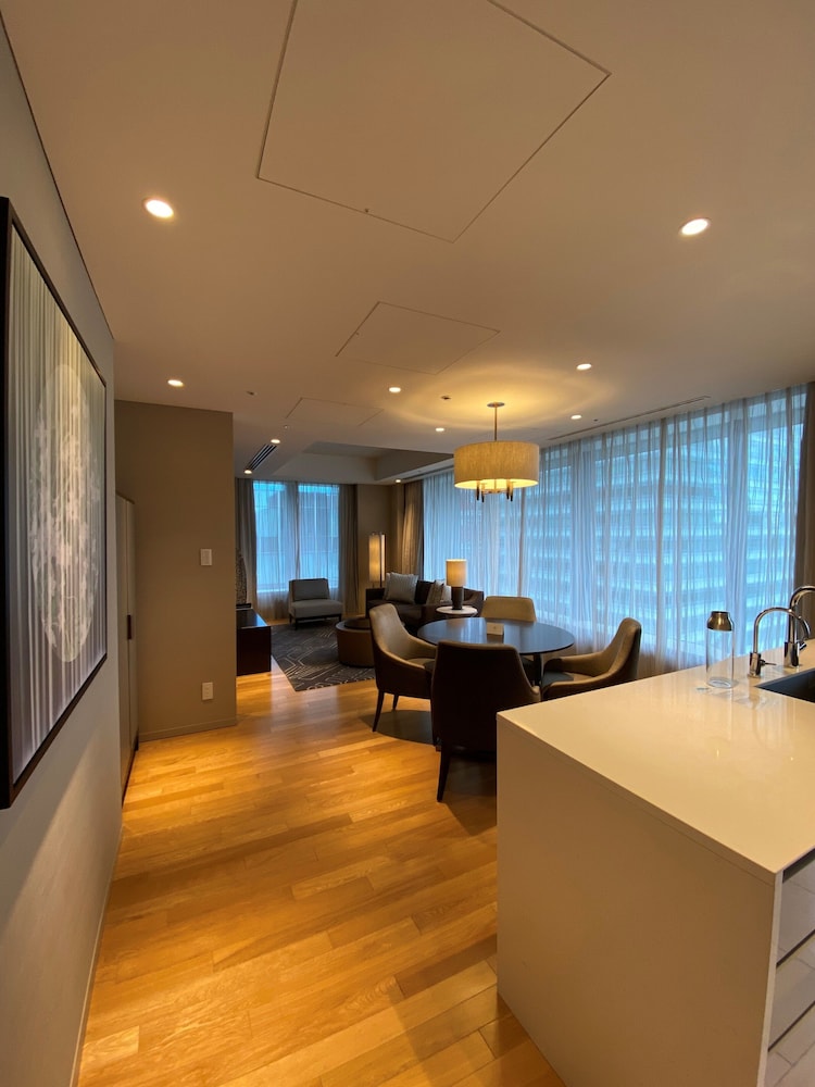 Two-Bedroom Deluxe photo 3