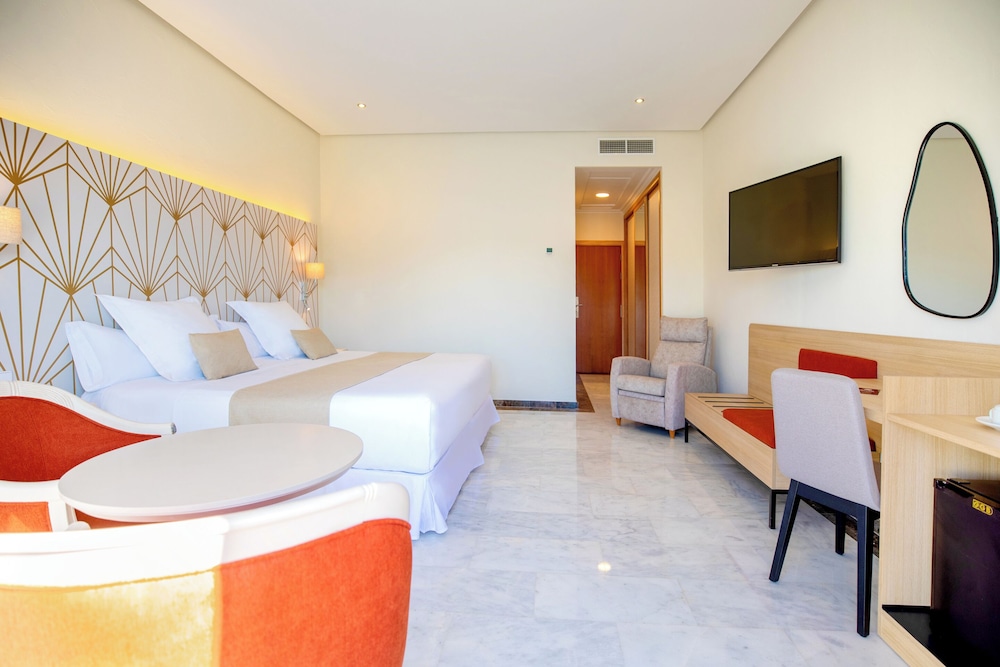 Double Room, Terrace, Partial Ocean View (Art Deco) photo 2