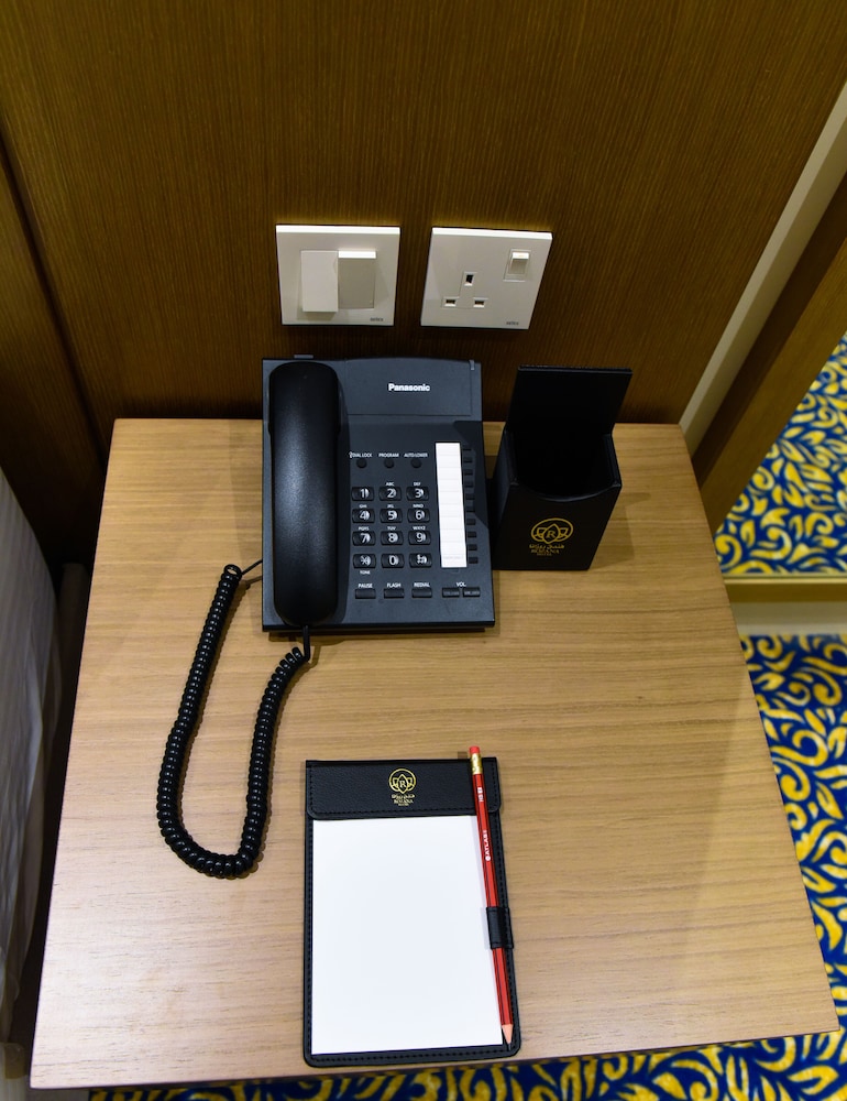 Deluxe Double Room - Photo 9