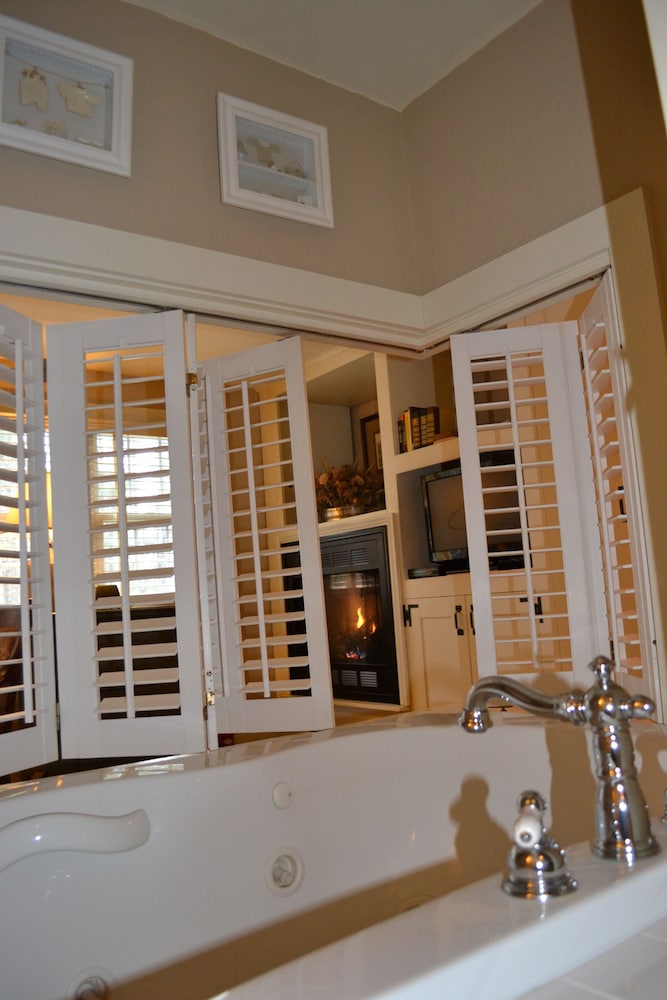King Room with Spa Bath photo 3