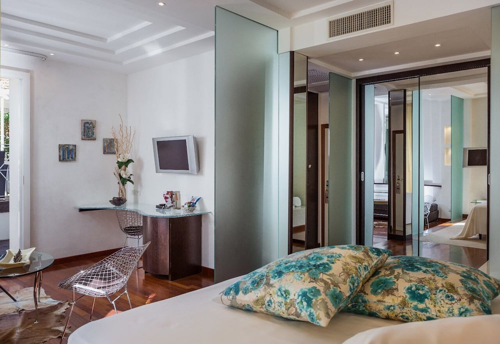Presidential Suite photo 2