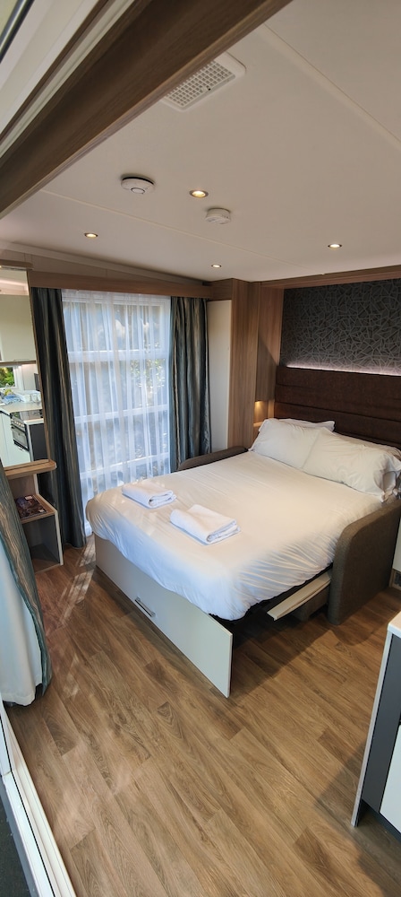 No Pets Forest Retreat 1 Bed photo 2
