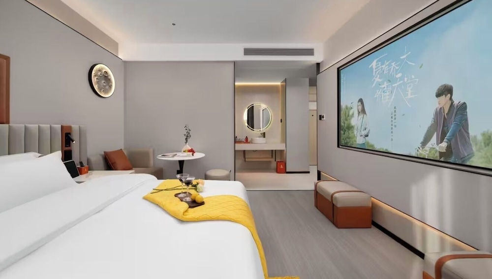 Deluxe Single Room