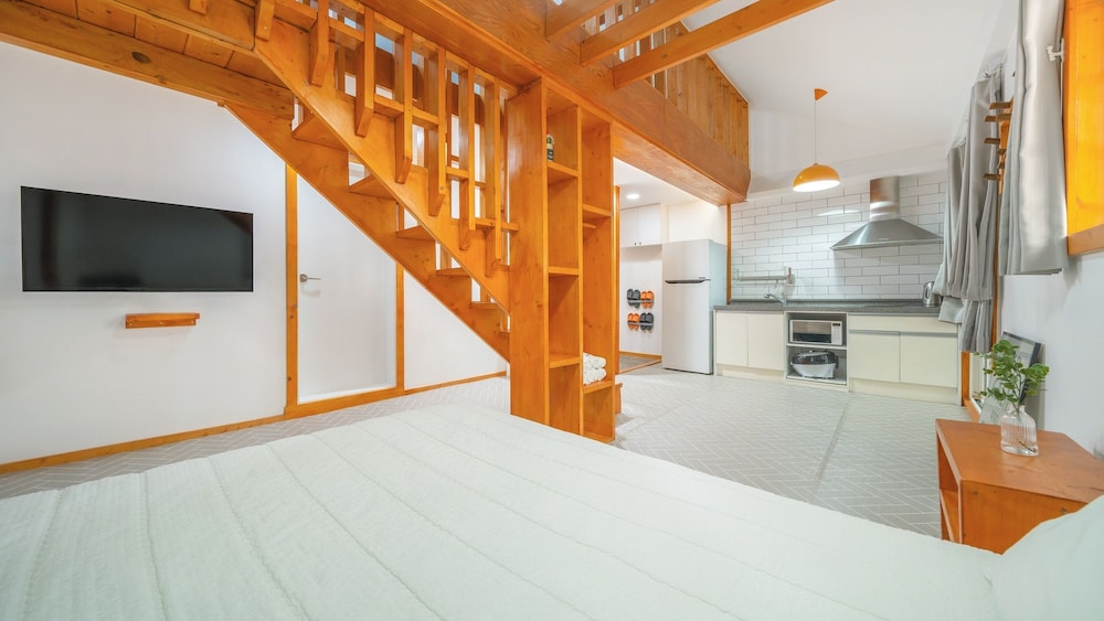 Basic Room, 1 Bedroom (Room 201) - Photo 8