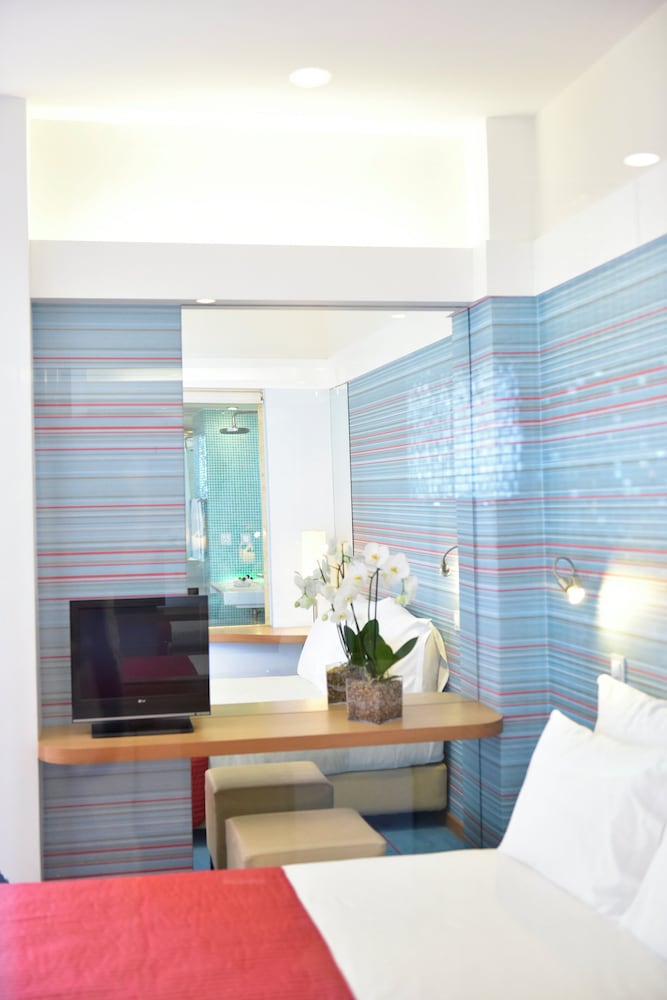 Superior Room, Sea View - Photo 1