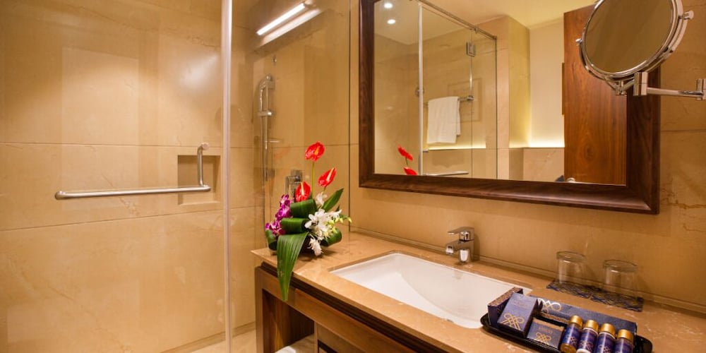 Deluxe Room - Photo 2