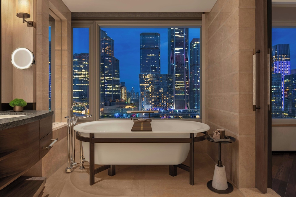 Discovery Suite - Photo 4