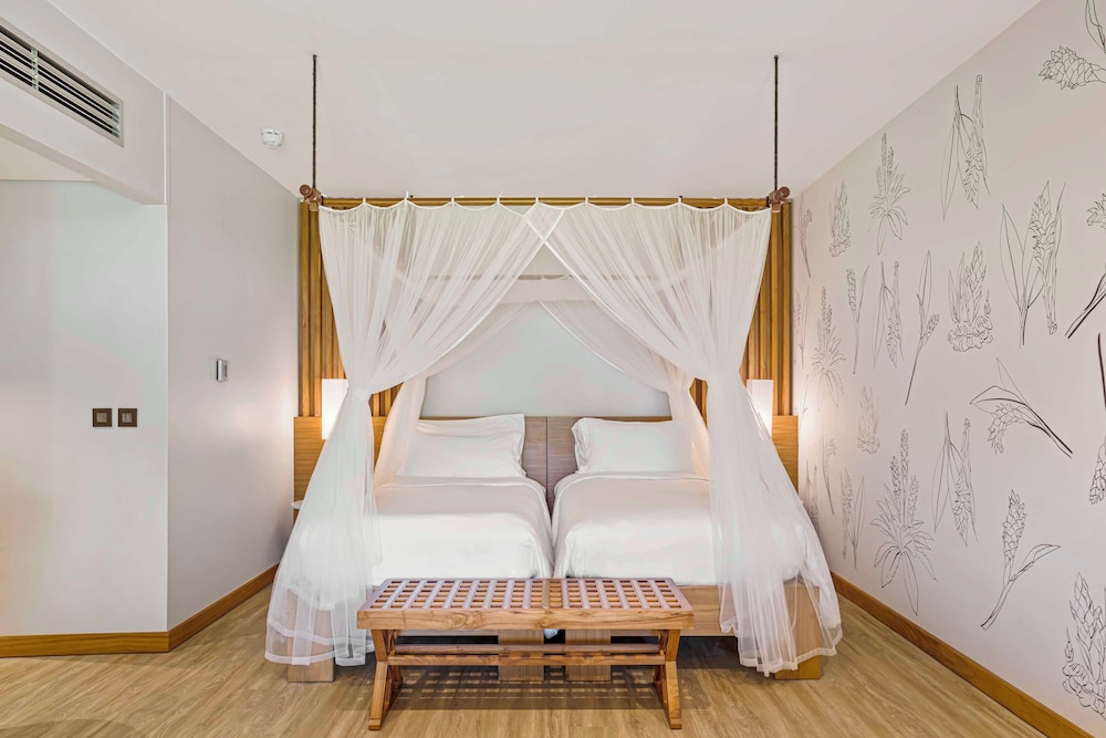 Double Room (deluxe Lagoon View)